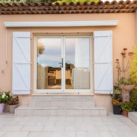 Villa 500 M² Jardin