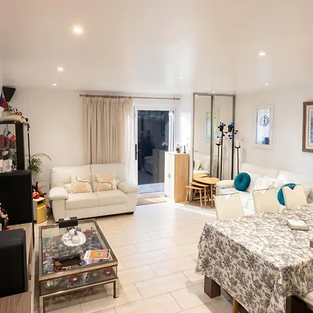 Villa 500 M² Jardin
