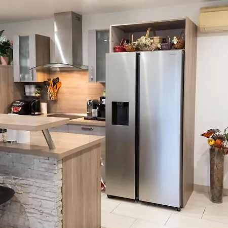 Villa 500 M² Jardin